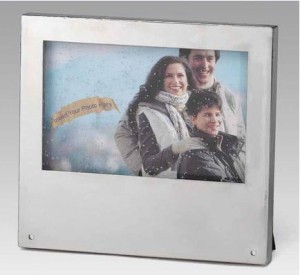 really-snowing-frame